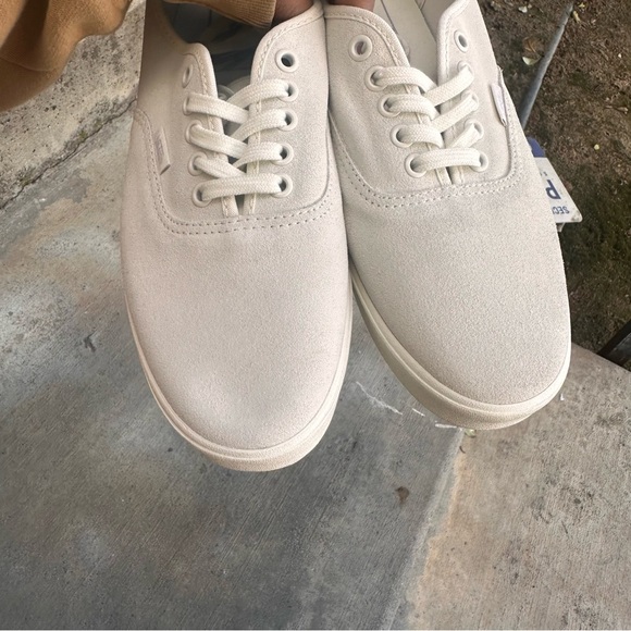 Classic White Canvas Sneakers Authentic Almond Shoe - Picture 6 of 7